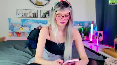 Kitty Chatte online show from 01/02/25, 06:50