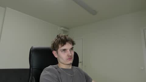 Snapshot of nikki_hard chatting on 01/06/26, 06:22 nikki online show from 01/06/26, 06:22