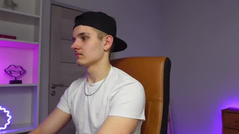 nikki online show from 02/10/26, 07:07