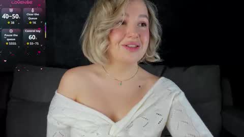 Nikki online show from 10/23/25, 12:54