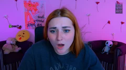 Snapshot of nikki_kiss_ chatting on 05/18/26, 08:31 nikki_kiss_ online show from 05/18/26, 08:31