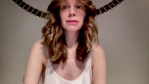 Nikki online show from 12/26/24, 10:16