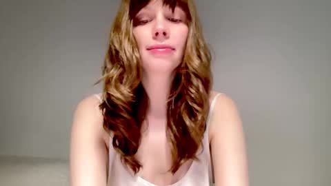 Nikki online show from 11/21/25, 10:14