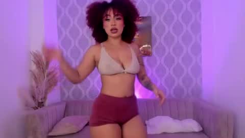 Nicole online show from 06/12/26, 04:33