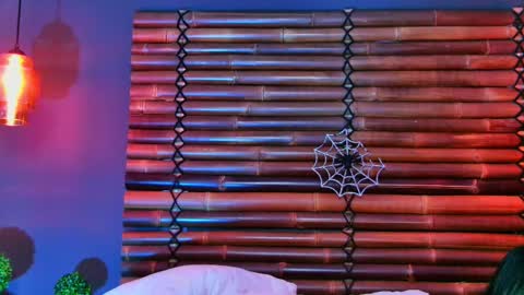 Nikki online show from 10/26/25, 07:31