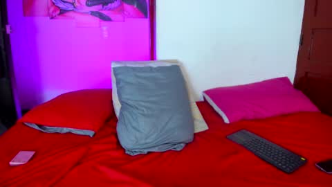 Snapshot of nikki_uwu chatting on 07/23/26, 01:58 nikki_uwu online show from 07/23/26, 01:58