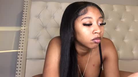 NikkiB online show from 01/18/25, 03:09