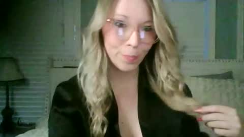 Snapshot of nikkib653466 chatting on 02/03/26, 11:32 nikkib653466 online show from 02/03/26, 11:32