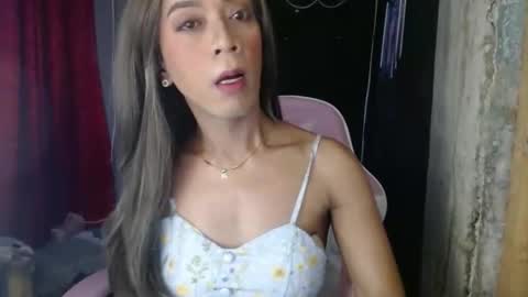 nikkie online show from 01/27/25, 11:22