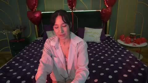 Nikki online show from 02/19/25, 08:52