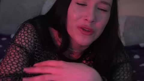 Nikki online show from 03/12/25, 02:41