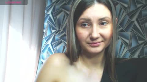 nikkikiss___ online show from 02/14/26, 05:37