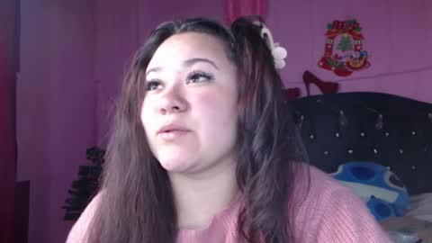Snapshot of nikkirous_ chatting on 12/27/24, 04:10 Nikkirous online show from 12/27/24, 04:10