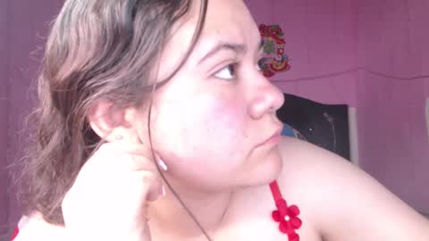 Snapshot of nikkirous_ chatting on 02/08/25, 06:33 Nikkirous online show from 02/08/25, 06:33