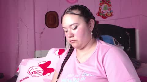 Snapshot of nikkirous_ chatting on 02/10/25, 06:56 Nikkirous online show from 02/10/25, 06:56