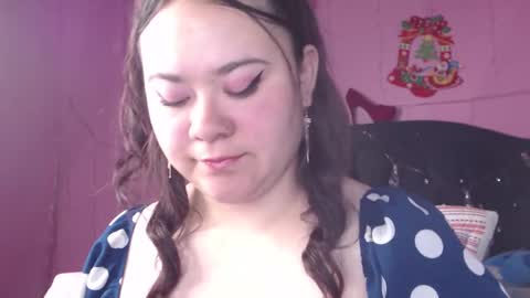 Snapshot of nikkirous_ chatting on 02/12/25, 02:21 Nikkirous online show from 02/12/25, 02:21