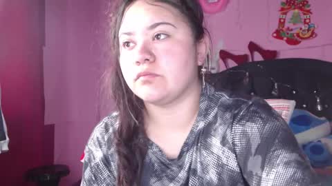 Snapshot of nikkirous_ chatting on 02/13/25, 12:32 Nikkirous online show from 02/13/25, 12:32