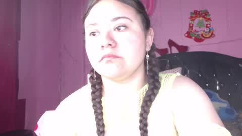 Snapshot of nikkirous_ chatting on 02/17/25, 01:10 Nikkirous online show from 02/17/25, 01:10