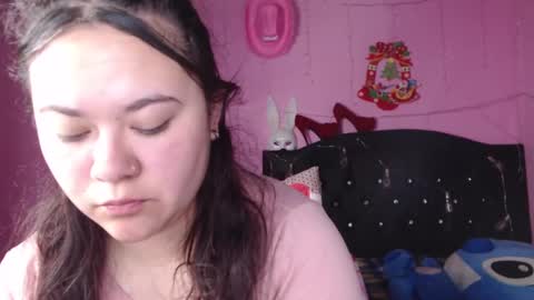 Snapshot of nikkirous_ chatting on 02/24/25, 12:48 Nikkirous online show from 02/24/25, 12:48