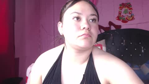 Snapshot of nikkirous_ chatting on 02/24/25, 04:47 Nikkirous online show from 02/24/25, 04:47