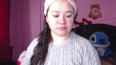 Snapshot of nikkirous_ chatting on 02/26/25, 12:58 Nikkirous online show from 02/26/25, 12:58