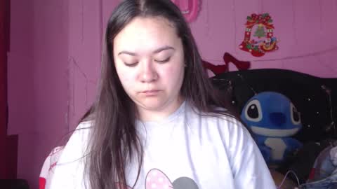 Snapshot of nikkirous_ chatting on 02/27/25, 01:28 Nikkirous online show from 02/27/25, 01:28