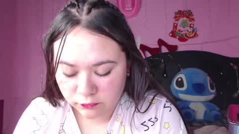 Snapshot of nikkirous_ chatting on 02/28/25, 06:31 Nikkirous online show from 02/28/25, 06:31