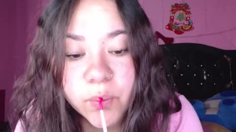Snapshot of nikkirous_ chatting on 03/04/25, 03:48 Nikkirous online show from 03/04/25, 03:48
