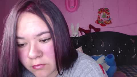 Snapshot of nikkirous_ chatting on 03/08/25, 03:45 Nikkirous online show from 03/08/25, 03:45