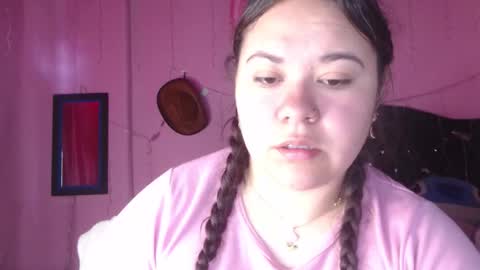 Snapshot of nikkirous_ chatting on 09/13/25, 12:16 Nikkirous online show from 09/13/25, 12:16