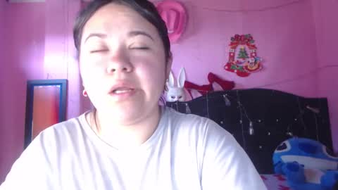 Snapshot of nikkirous_ chatting on 09/16/25, 12:39 Nikkirous online show from 09/16/25, 12:39