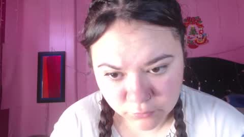 Snapshot of nikkirous_ chatting on 09/18/25, 12:51 Nikkirous online show from 09/18/25, 12:51