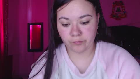 Snapshot of nikkirous_ chatting on 10/02/25, 06:48 Nikkirous online show from 10/02/25, 06:48