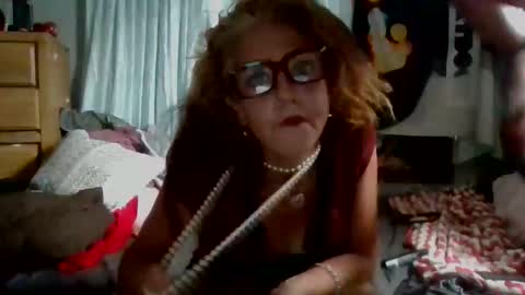 NicTy online show from 04/22/26, 07:59