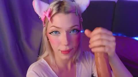 Snapshot of nikkisilk chatting on 04/29/26, 09:43 Stassy Krissy Aria Lina online show from 04/29/26, 09:43