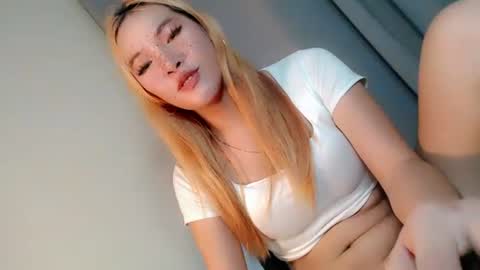 Snapshot of nikkita_hudson chatting on 07/19/26, 07:01 nikkita_hudson online show from 07/19/26, 07:01