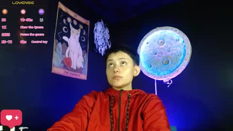 Nikky online show from 12/17/25, 01:06