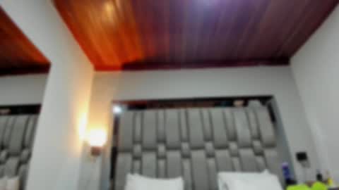     online show from 11/05/25, 11:21