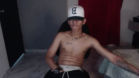 Snapshot of niklaus_wolf chatting on 09/27/25, 02:38 niklaus_wolf online show from 09/27/25, 02:38