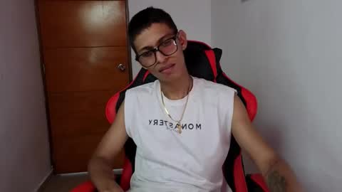 niklaus_wolf online show from 02/21/26, 06:42