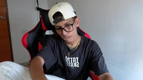 niklaus_wolf online show from 03/24/26, 03:28