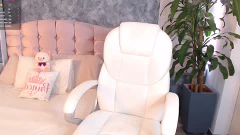 Niko Robin online show from 02/10/25, 03:32