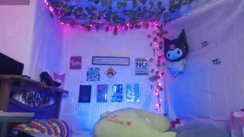 Snapshot of nikol_twink02 chatting on 06/15/26, 10:39 nikol_twink02 online show from 06/15/26, 10:39