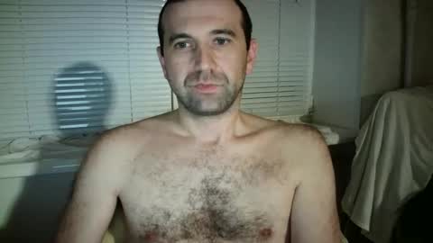 nikolas_vaz online show from 10/23/25, 08:07