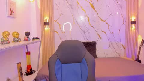    online show from 03/08/26, 04:27