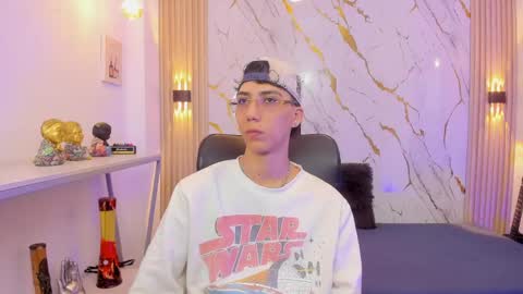    online show from 04/19/26, 03:39