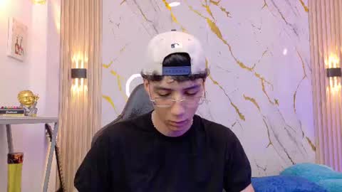 Snapshot of nikolay_gregori chatting on 07/07/26, 04:04 online show from 07/07/26, 04:04