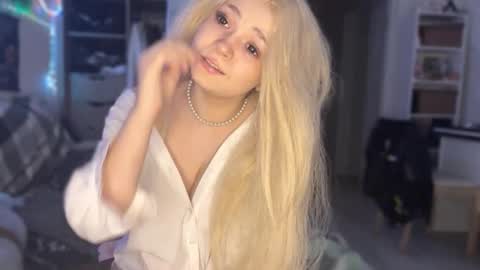 nikoli_naw online show from 03/04/26, 07:53