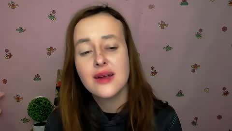 Snapshot of nikolleta_m chatting on 10/22/25, 06:02 Nikolleta online show from 10/22/25, 06:02