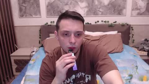 Nikolos online show from 01/17/25, 08:33